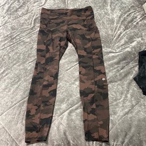 Lululemon camo leggings